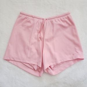 ⭐NEW⭐ Nike - Vintage High Waisted Shorts